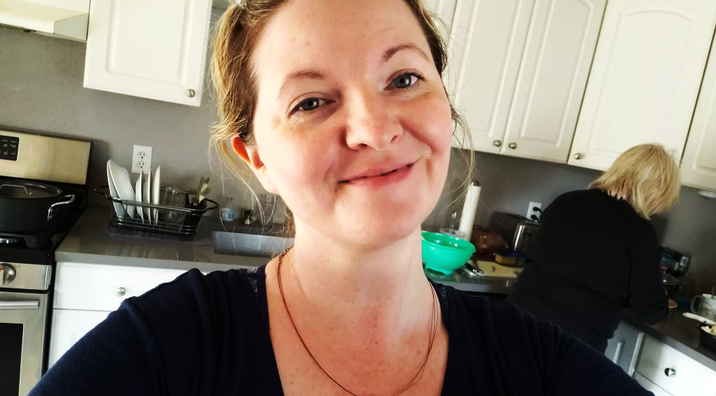 tia hernlen net worth